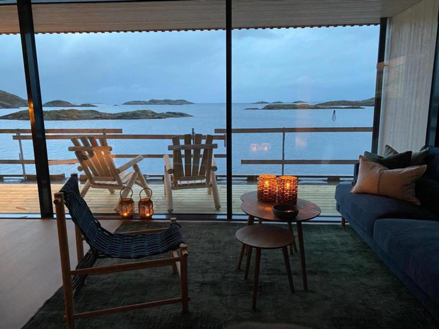 Waterfront Apartment With Panoramic Sea View Henningsvaer Exteriér fotografie