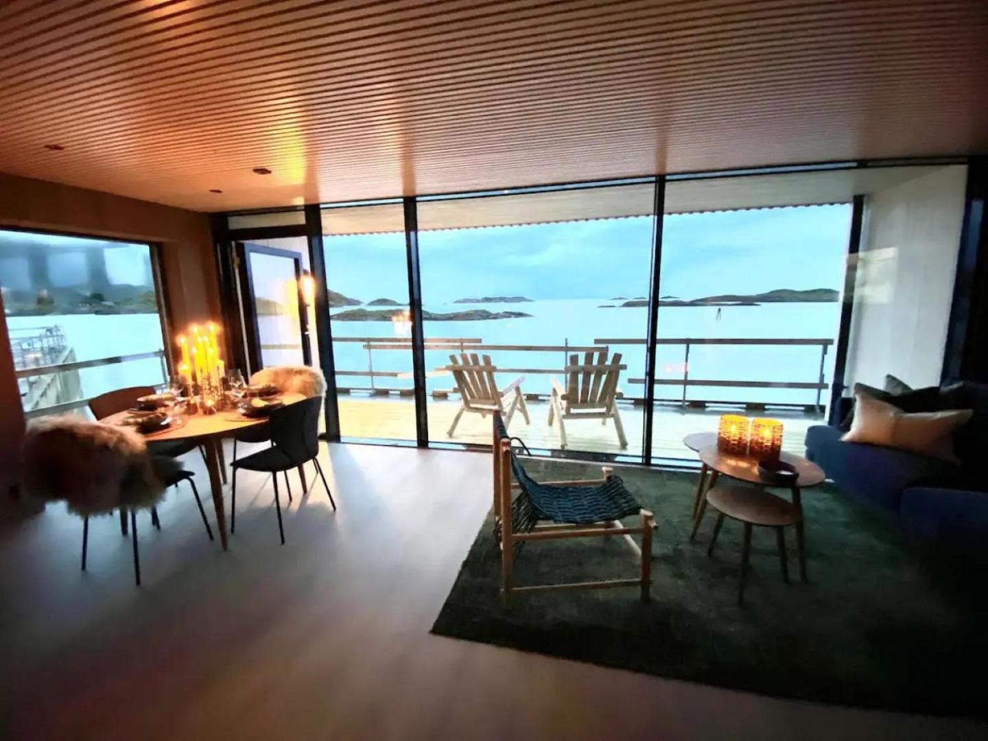 Waterfront Apartment With Panoramic Sea View Henningsvaer Exteriér fotografie